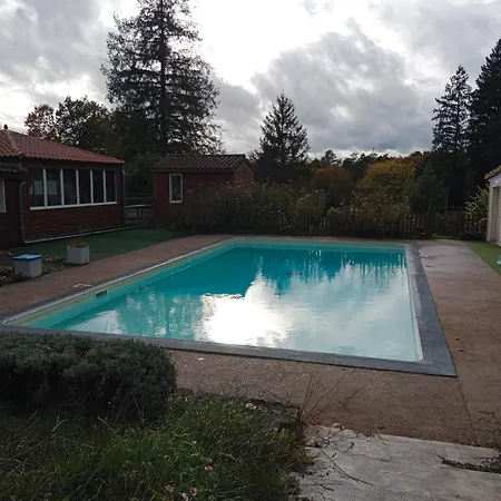 Prázdninový dům 1 Arum, La Sapiniere-24300-parc-3ha-piscine-etang-mini Golf *