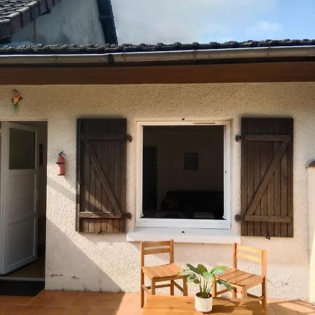 Feriehus 1 Arum, La Sapiniere-24300-parc-3ha-piscine-etang-mini Golf *